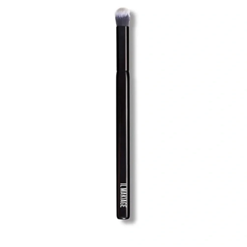 IL MAKIAGE Concealer Blending Brush #140 NIB